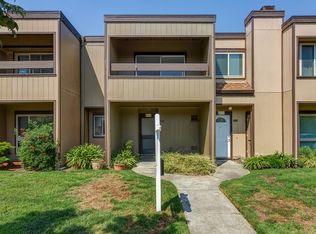 1061 Melrose Ave, Alameda, CA 94502