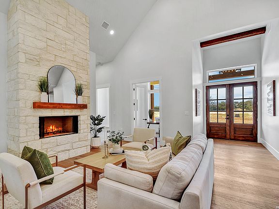 3rd image of 701 Highland Meadows