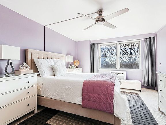 5th image of 5700 Arlington Ave APT 4D
