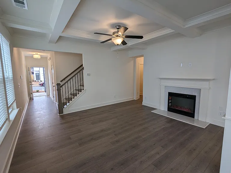 102 Auburn Valley Way — Photo 5