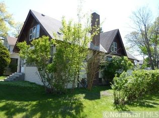1674 Stanford Ave, Saint Paul, MN 55105