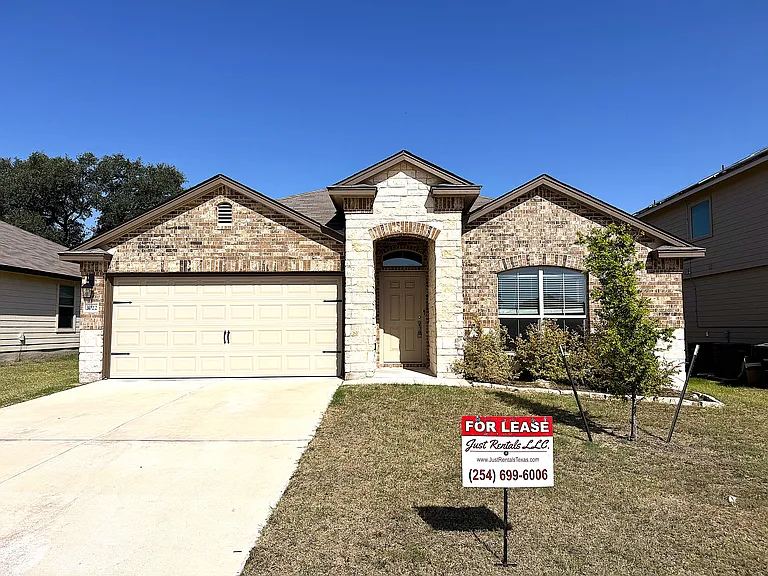 3022 Wigeon Way — Photo 1