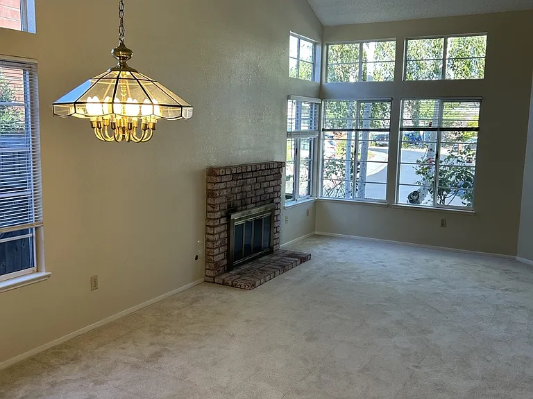112 Oneil Cir — Photo 12