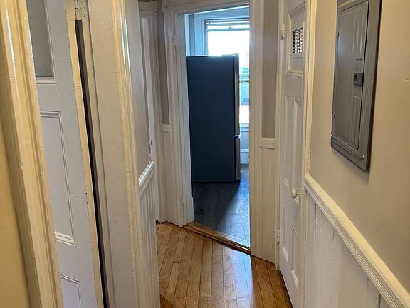 4th image of 6 Pleasant Ave #6AP
