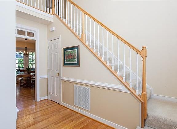 4th image of 5513 Summer Creek Way