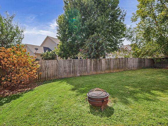 2nd image of 1503 Chapman Ln