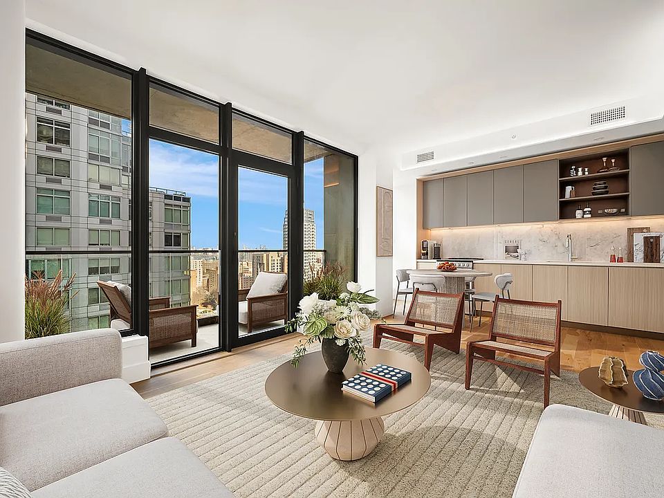 1st image of 20 Rockwell Pl #1504
