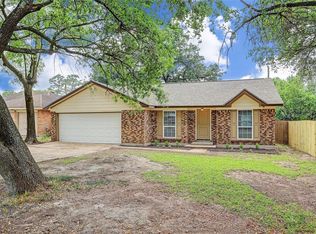 630 Grand Oaks Dr, Houston, TX 77015