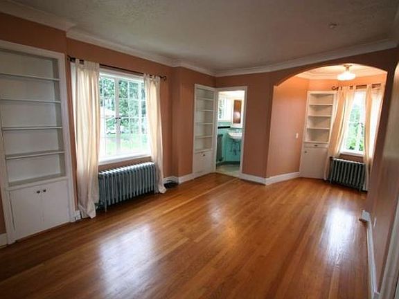 Living/Dining nook