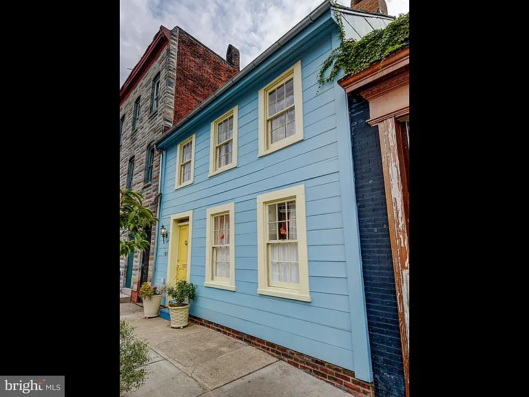 1627 Aliceanna St — Photo 55