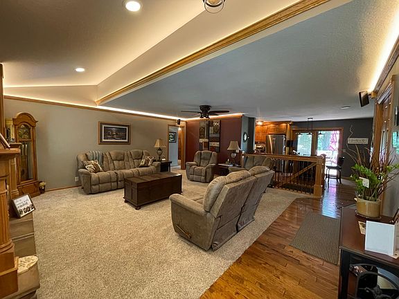 5th image of 1522 Park Ave