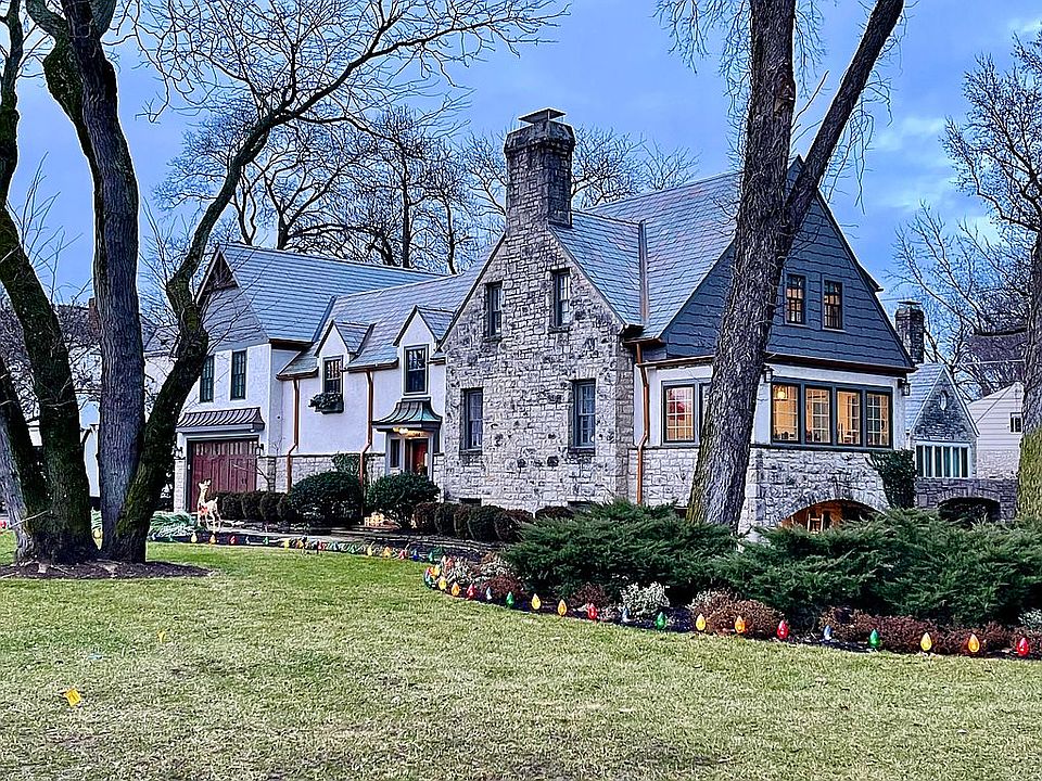 1st image of 2400 Cambridge Blvd