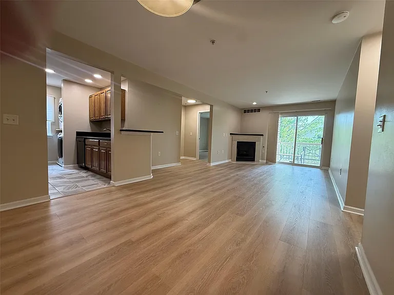 862 Brandon Ave — Photo 4