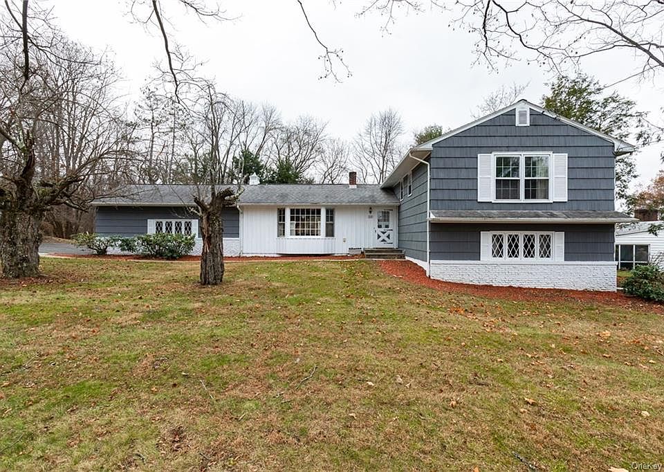 39 Round Hill Road, Poughkeepsie, NY 12603 Zillow