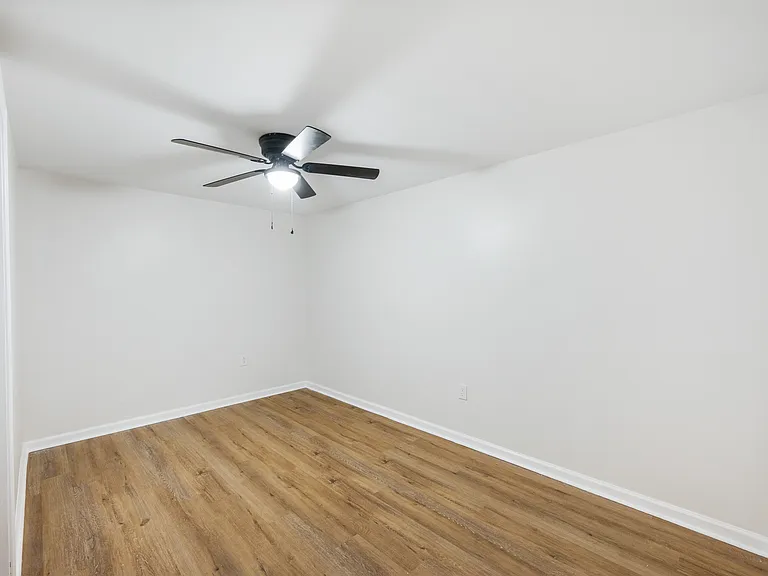 236 Newcomb Drive - 1 — Photo 11