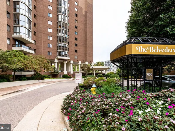 1600 N Oak St APT 423, Arlington, VA 22209