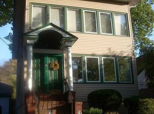 45 Grand Ave, Rutherford, NJ 07070