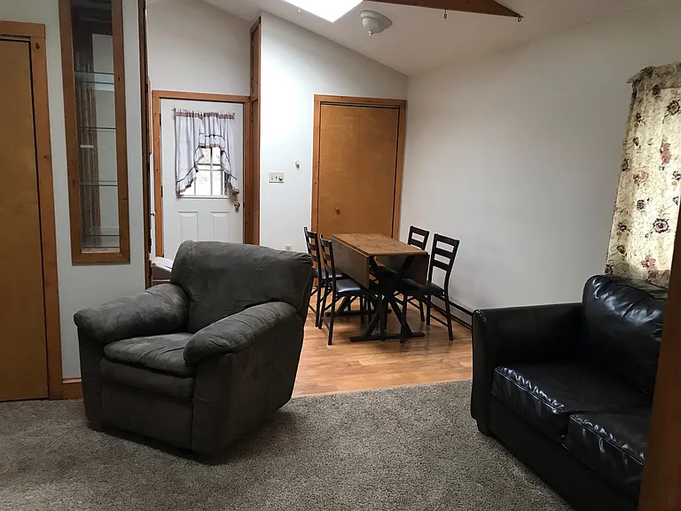 2111 Main St #B — Photo 7