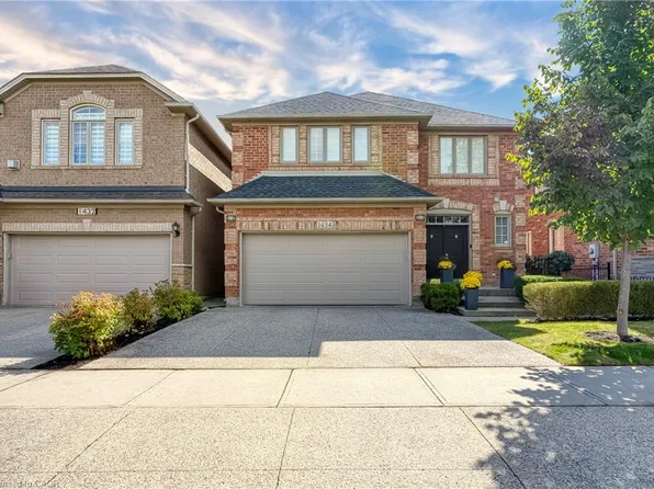 1434 Gulledge Trl, Oakville, ON L6M 3Z8