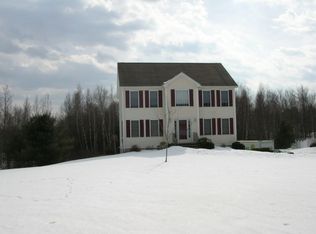 32 Susannahs Xing, Dover, NH 03820
