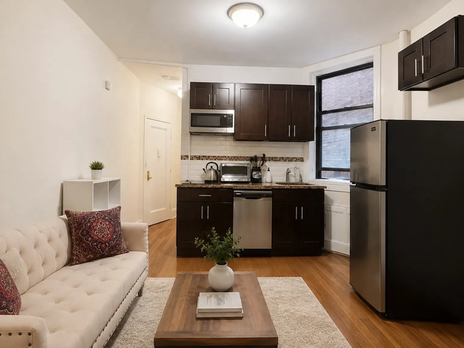 30 Saint Mark's Place — Photo 1