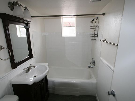 5th image of 524 E Mariposa St APT 57