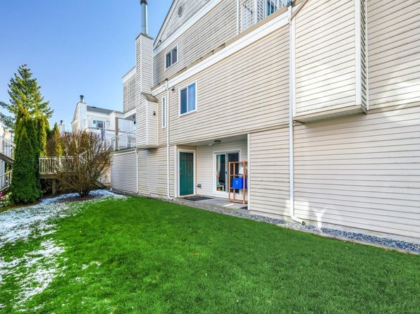 3 bedroom rental in Surrey — photo 19