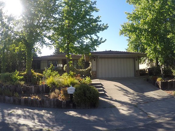 2nd image of 1115 Marlin Dr