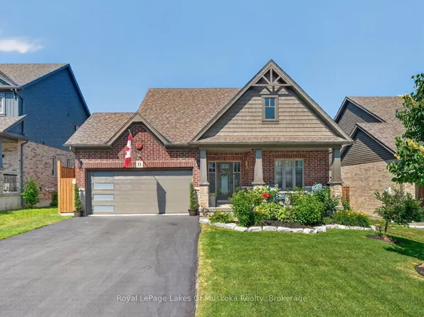11 Braeside Cres, Huntsville, ON P1H 0C5