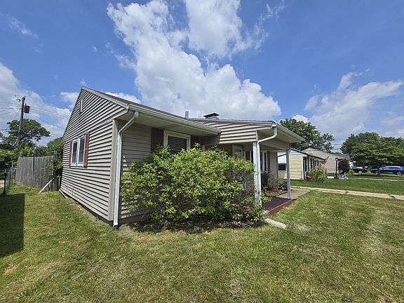 3rd image of 3609 S Saint Joseph St