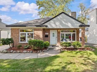 7411 N Vernon St, Dearborn Heights, MI 48127