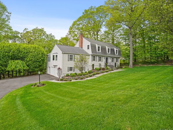 63 Barnswallow Drive, Trumbull, CT 06611