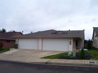 702 Benjamin Ave, Cottage Grove, OR 97424