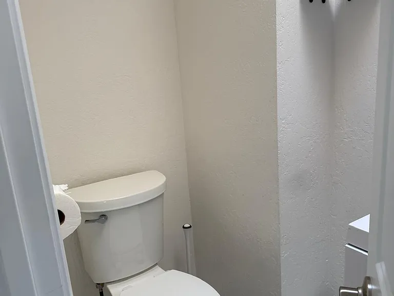 220 Sequoia Ave — Photo 11