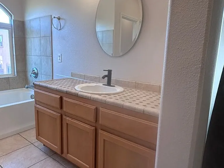 452 E Sunset Rd — Photo 19
