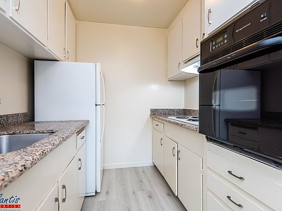 3rd image of 2950 Huff Ave APT 4