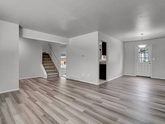 4th image of 6510 Dublin Cir