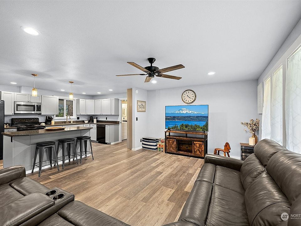 15834 Jade Street SE, Yelm, WA 98597 | Zillow