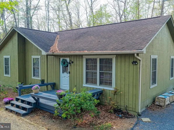 323 Palmer Rd, Basye, VA 22810