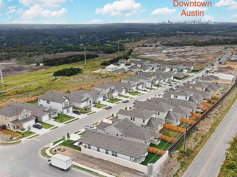 11621 Murano Dr — Photo 24