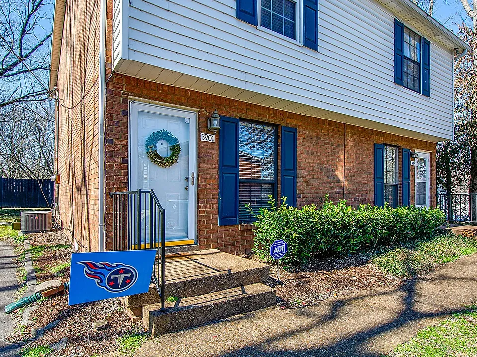 3901 Westlawn Pl
