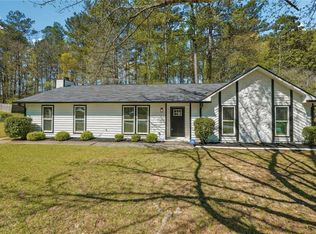 6960 Hassana Ln, Fairburn, GA 30213
