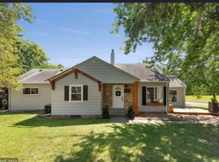 10875 S Shore Dr, Plymouth, MN 55441