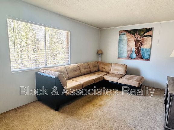 2nd image of 3501 Glendale Dr Unit D