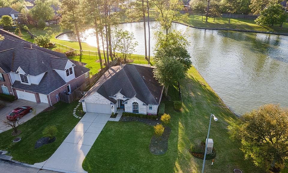 1st image of 15522 Chapel Lake Dr