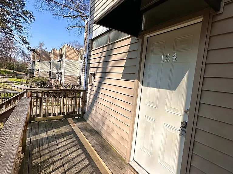 The Hammond Apartments — Photo 138