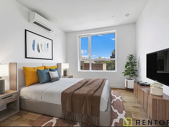 2nd image of 1875 Atlantic Ave APT 6H