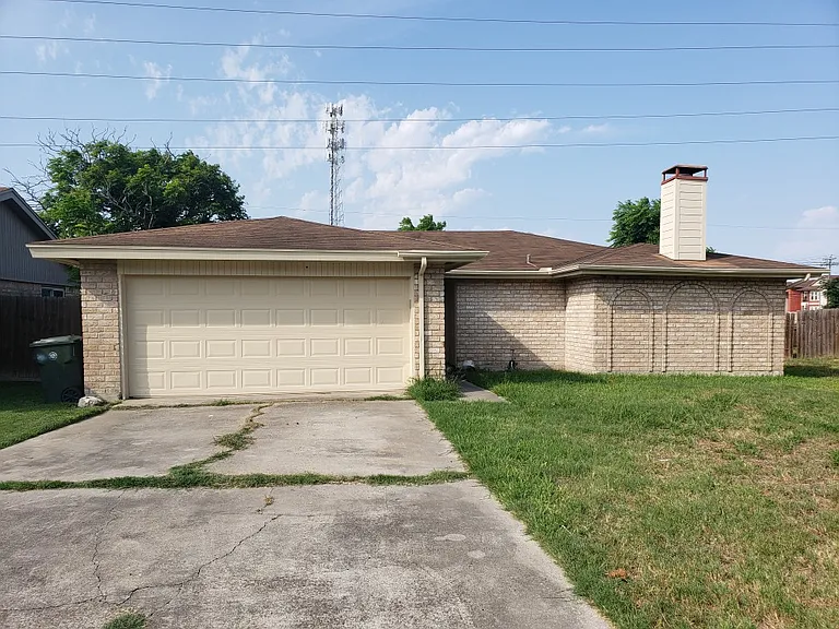 11906 Honey Trail St — Photo 1