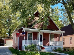 304 N 2nd St, Oskaloosa, IA 52577
