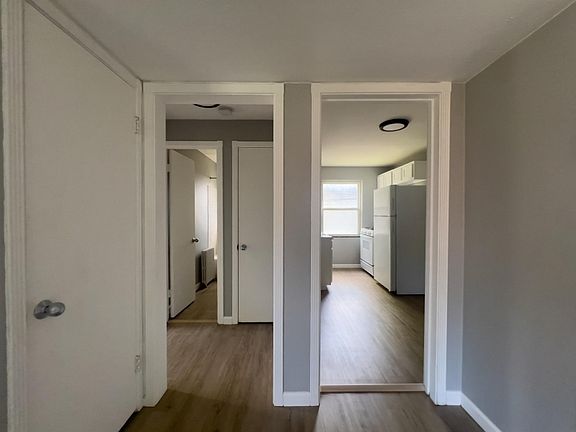 5th image of 10308 Shaker Blvd APT 17